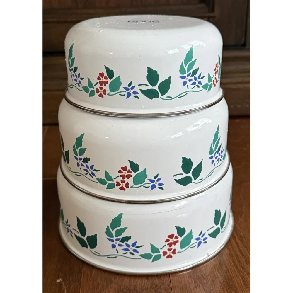 Vintage Set of 3 Kobe Kitchen Floral Enamel Metal Mixing Nesting Bowls JC Penney